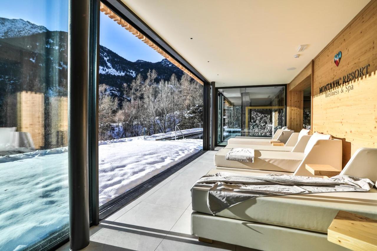 Silou Retreat Hotel Champdepraz Екстериор снимка