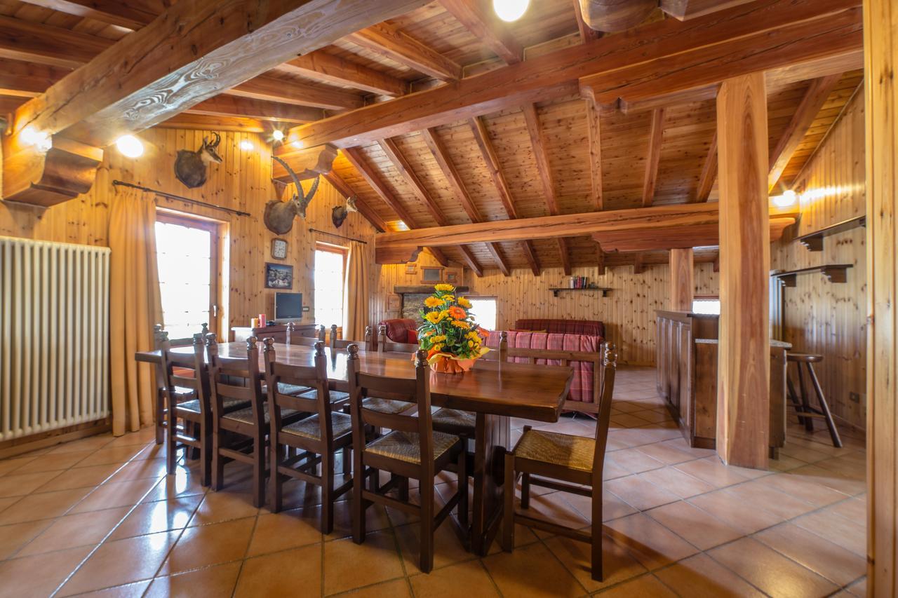 Silou Retreat Hotel Champdepraz Екстериор снимка