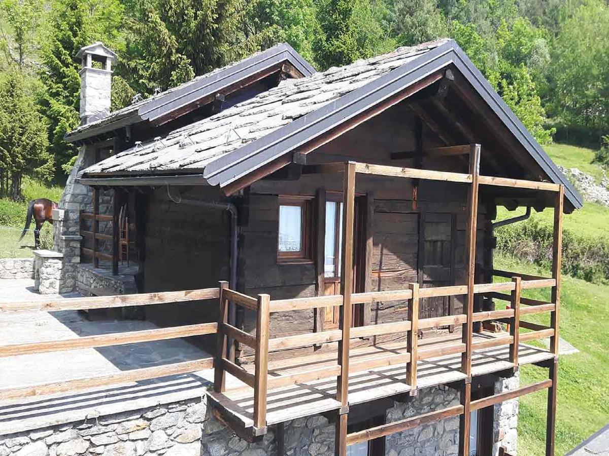 Silou Retreat Hotel Champdepraz Екстериор снимка